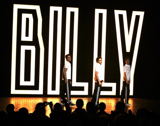 The-Original-Billys-Say-Goodbye-at-The-BETM-Broadway-Closing