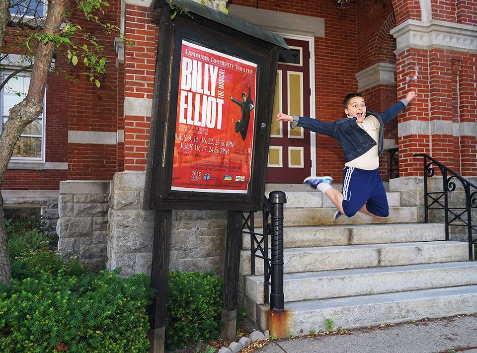 Charles Pelletier Does the Billy Jump